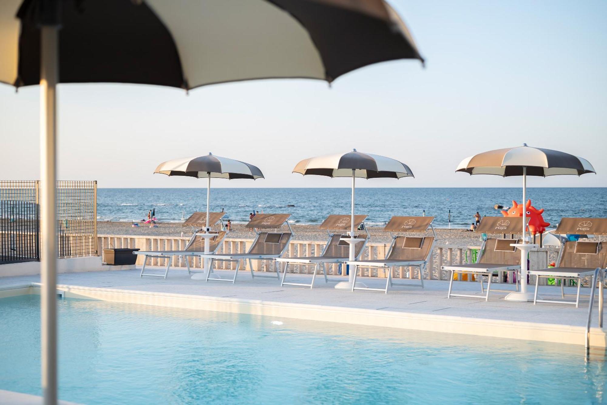 Hotel Playa Suite Fano Exterior foto