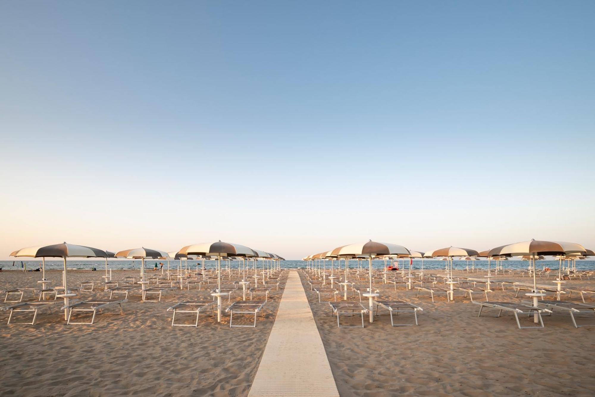 Hotel Playa Suite Fano Exterior foto